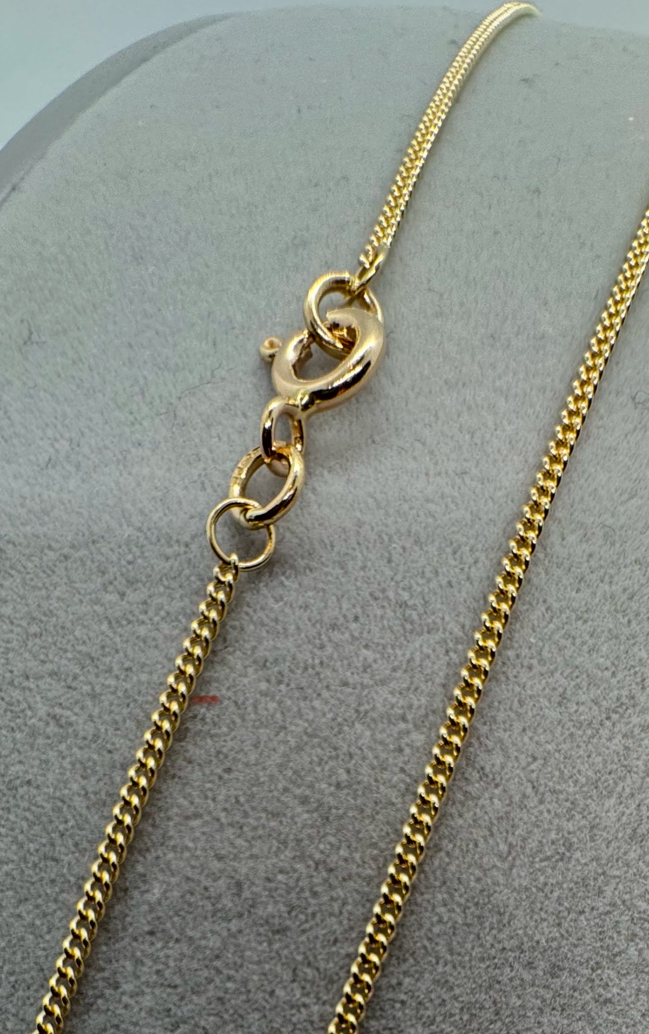 9ct Yellow Gold 1.2mm Curb Link Chain Various Lengths (G14C)