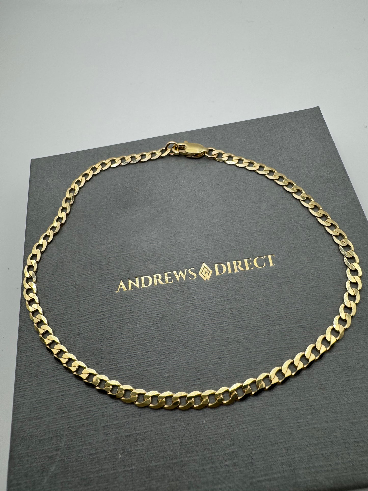 9ct Yellow Solid Gold 3.1mm Curb Link Chain Bracelet (G80MC)