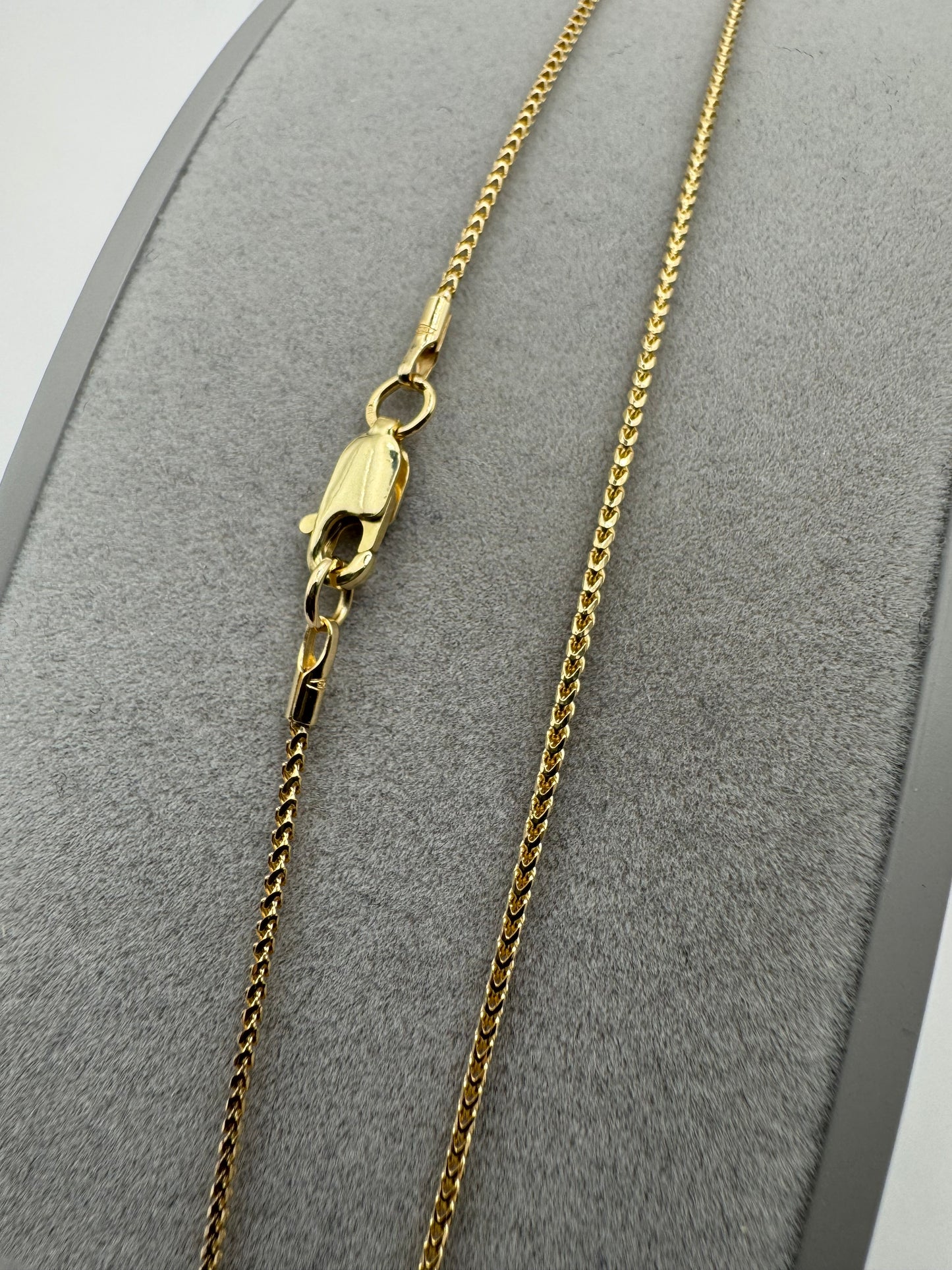 9ct Yellow Gold Diamond Cut Edge Franco 1.1mm Necklace Chain  (GFFR35)