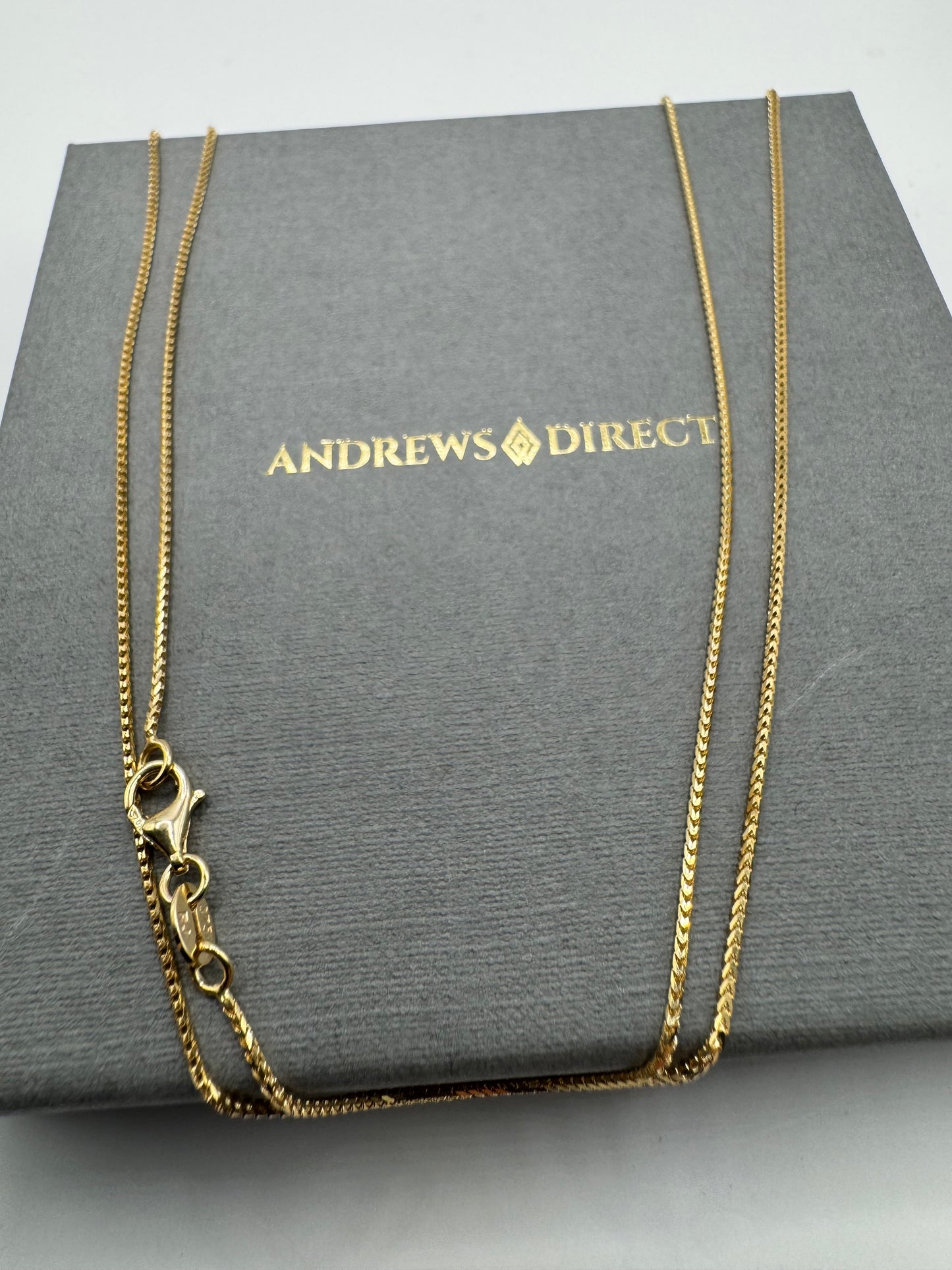 9ct Yellow Gold 0.9mm Diamond Edge Square Franco Chain (085A)