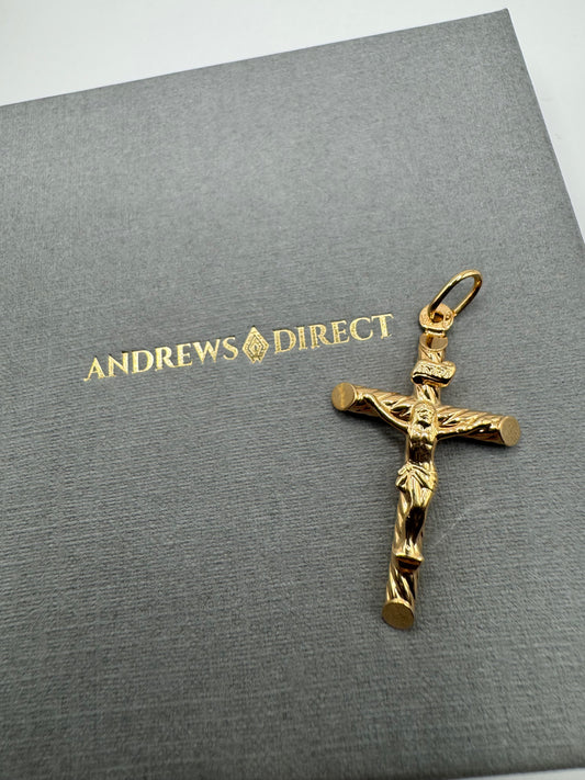 9ct Yellow Gold 40x21mm Twist Crucifix Cross Pendant - Chains available (008)