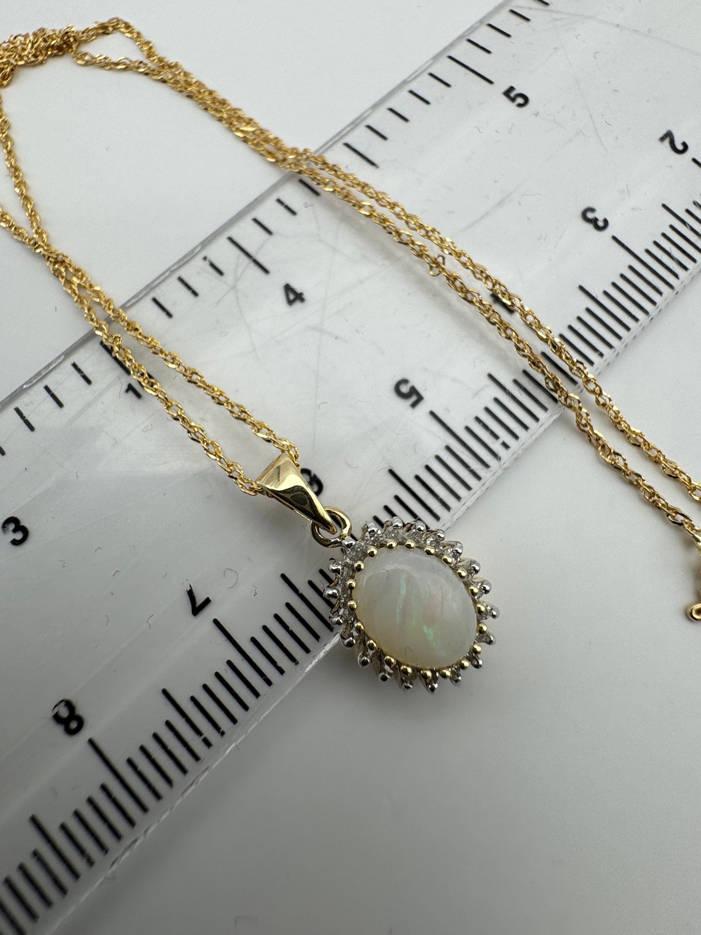 9ct Yellow Gold Real Opal Diamond Cluster Pendant on 20" Chain (266O)