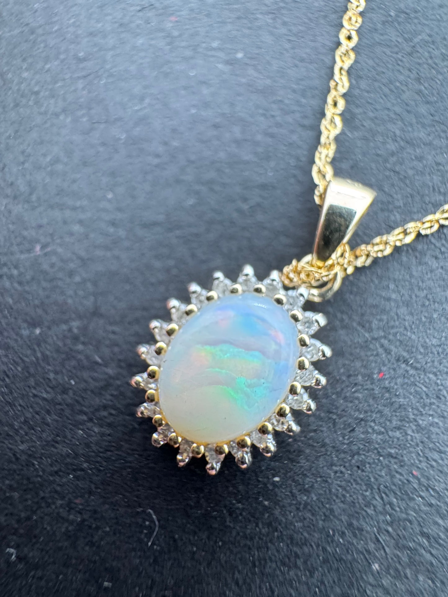 9ct Yellow Gold Real Opal Diamond Cluster Pendant on 20" Chain (266O)