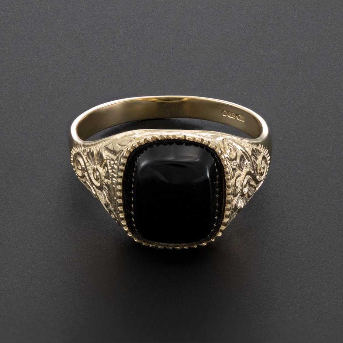 9ct Yellow Gold Black Onyx Engraved Signet Ring, Sizes R to Z1 (0171)