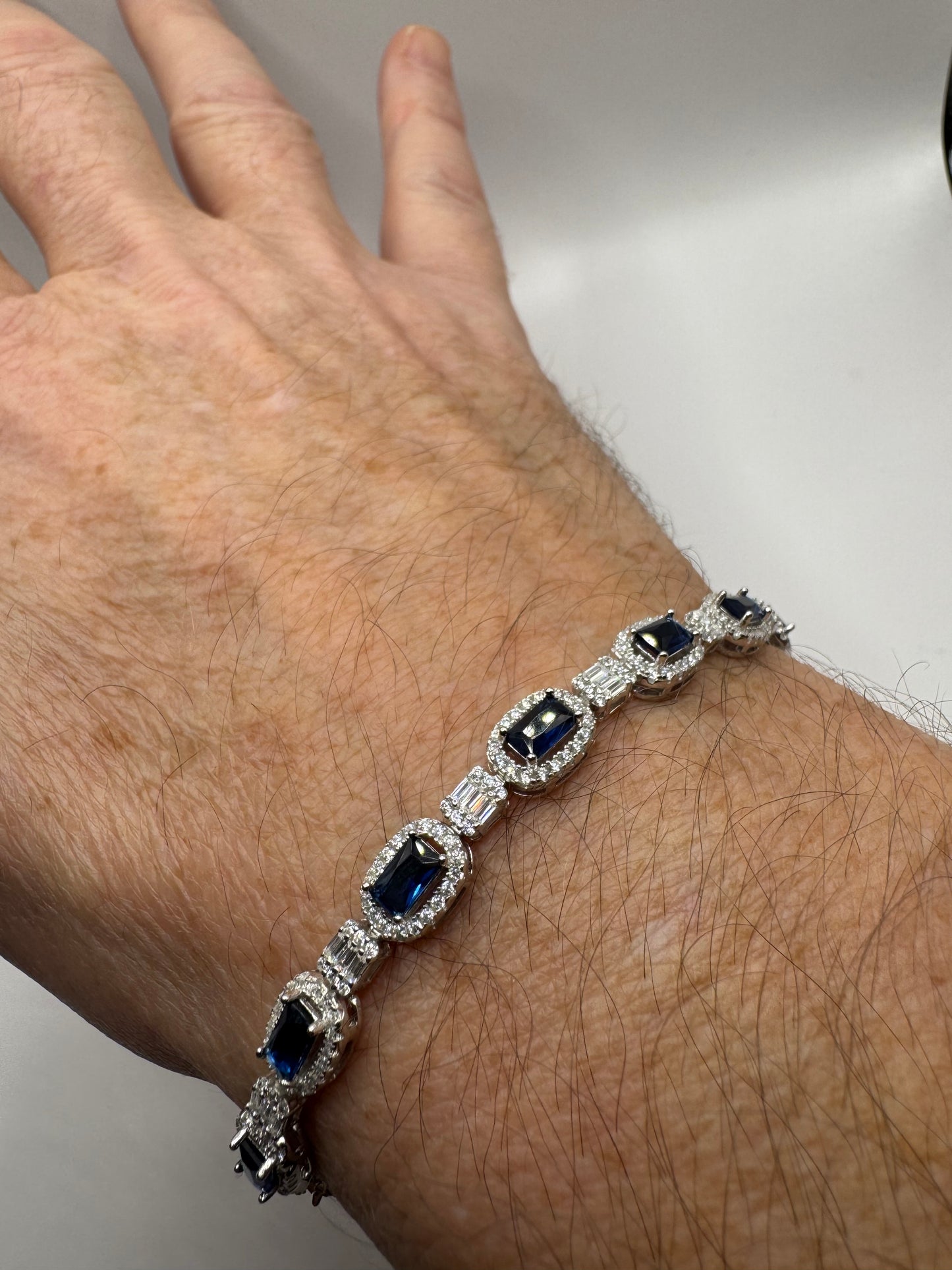 Sterling Silver Stunning Blue and Clear CZ Tennis Bracelet 7.5 Inch (0439)