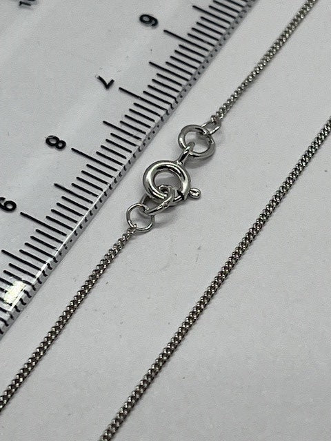 9ct White Gold 1.1mm Curb Chain Various Lengths (w12c)