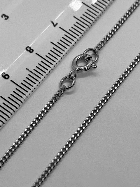 9ct Solid White Gold 1.6mm Curb Link Necklace Chain Various Lengths (W1818C)