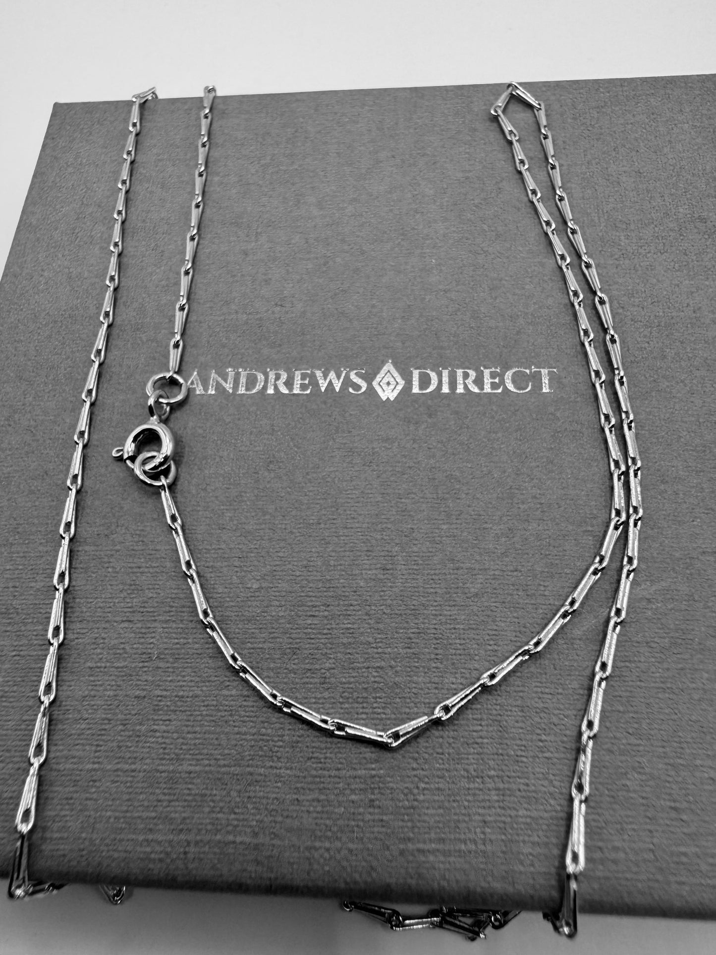 9ct White Gold Solid Hayseed 1.44mm Necklace Chain Various Lengths (WHS2)