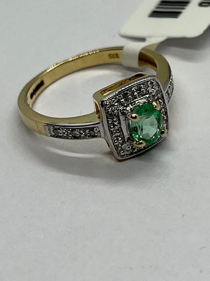 9ct Yellow Gold Emerald and Diamond Cluster Style Ring, Sizes J to Q (295)