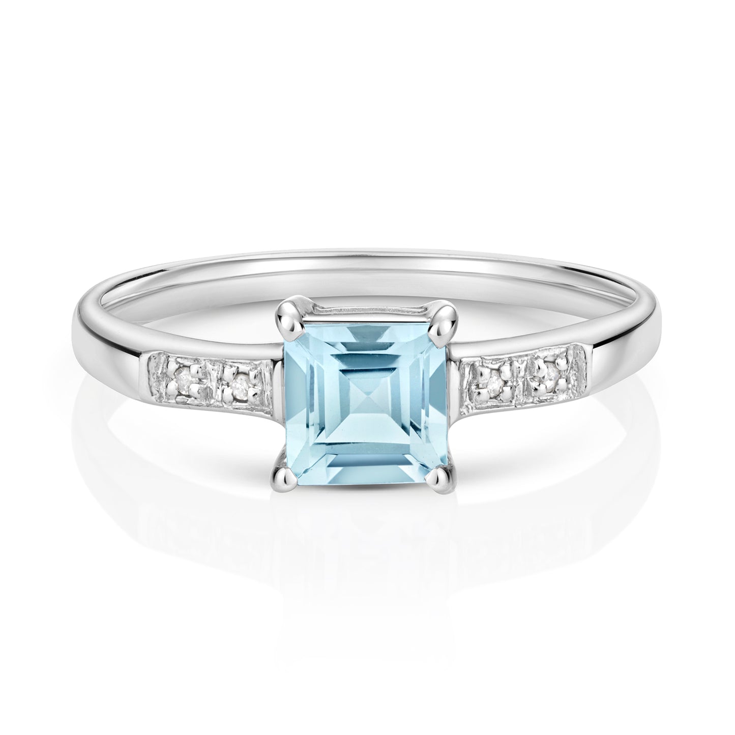 9ct White Gold Aquamarine and Diamond Ring, Ring size J to Q (916)